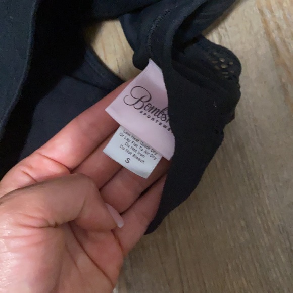 Bombshell sportswear iconic bra size M - Picture 3 of 5